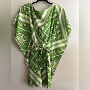 Green and White Patterned Kimono Dress